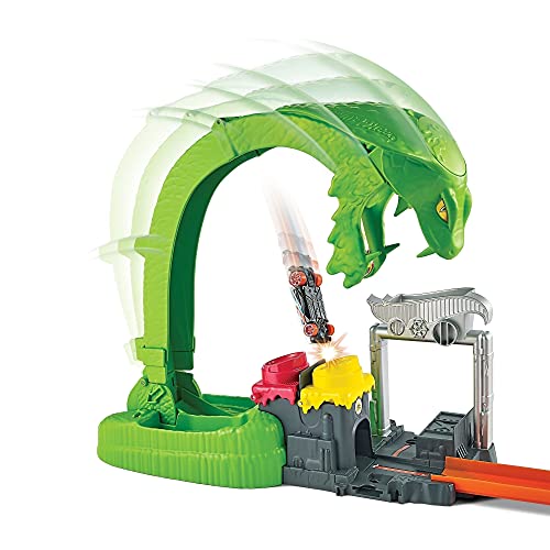 Deals Toxic Snake Strike Challenge Play Set With Slime For Kids 5 Years Old & Up Includes One 1:64 Scale Hot Wheels Vehicle Connects To Other Sets Single Or Multicar Play - Track and Vehicle Play Edition